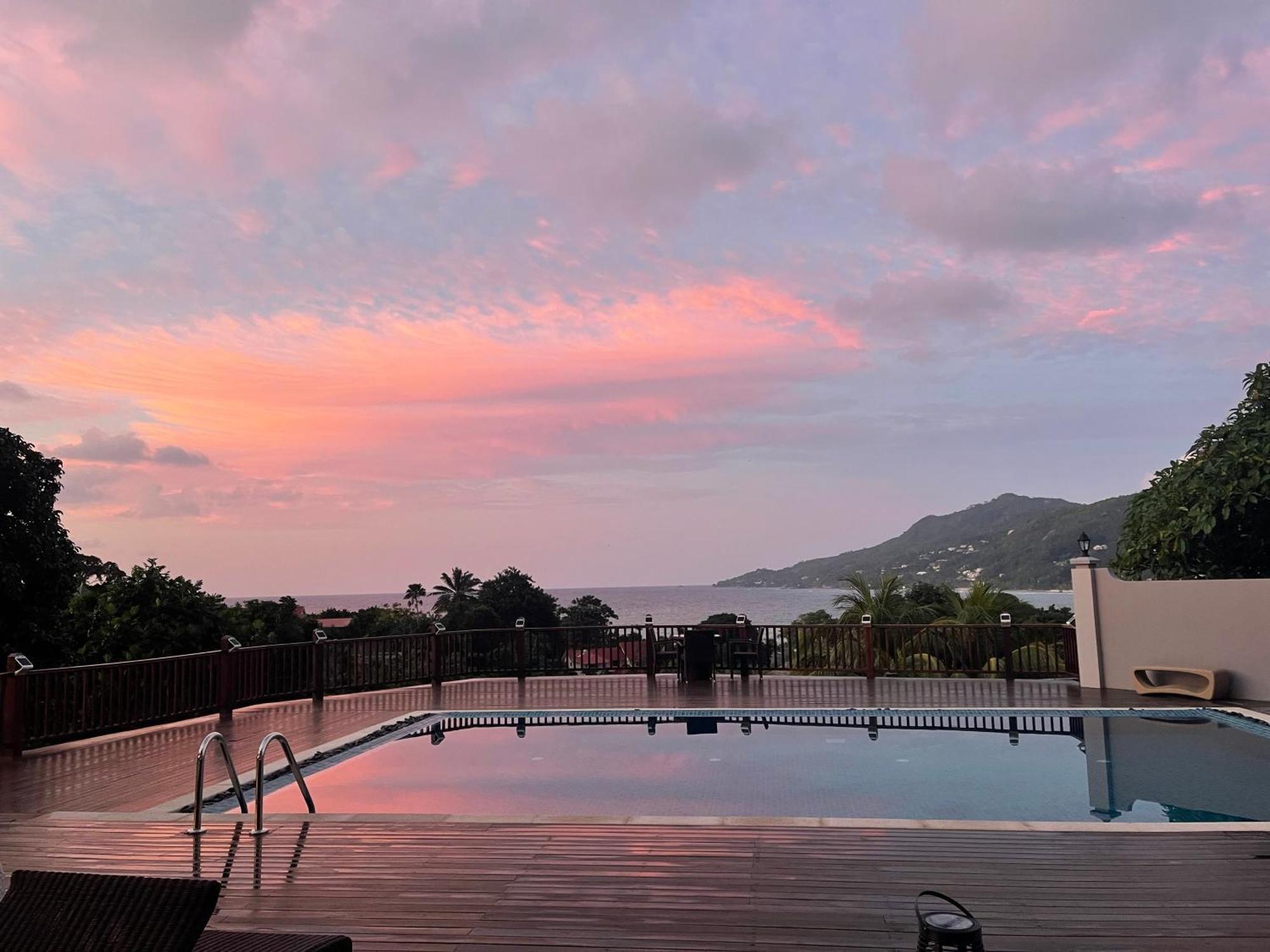 D'Offay Seaview Apartments Beau Vallon  Bagian luar foto