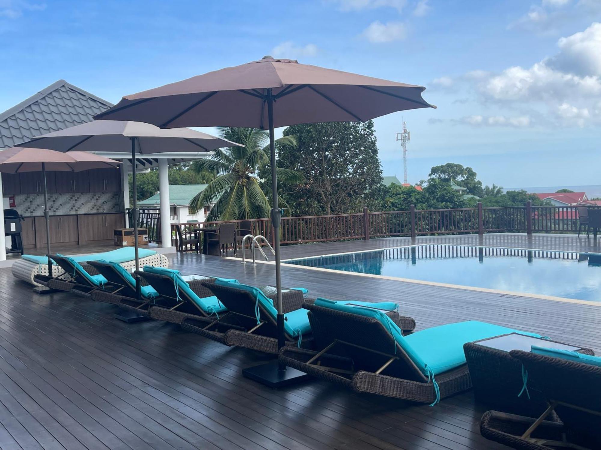 D'Offay Seaview Apartments Beau Vallon  Bagian luar foto