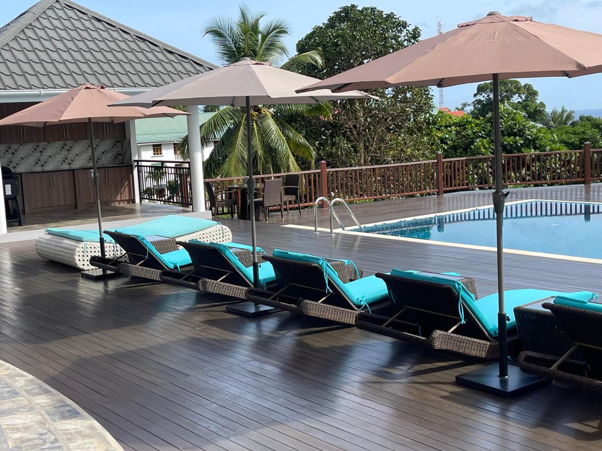 D'Offay Seaview Apartments Beau Vallon  Bagian luar foto