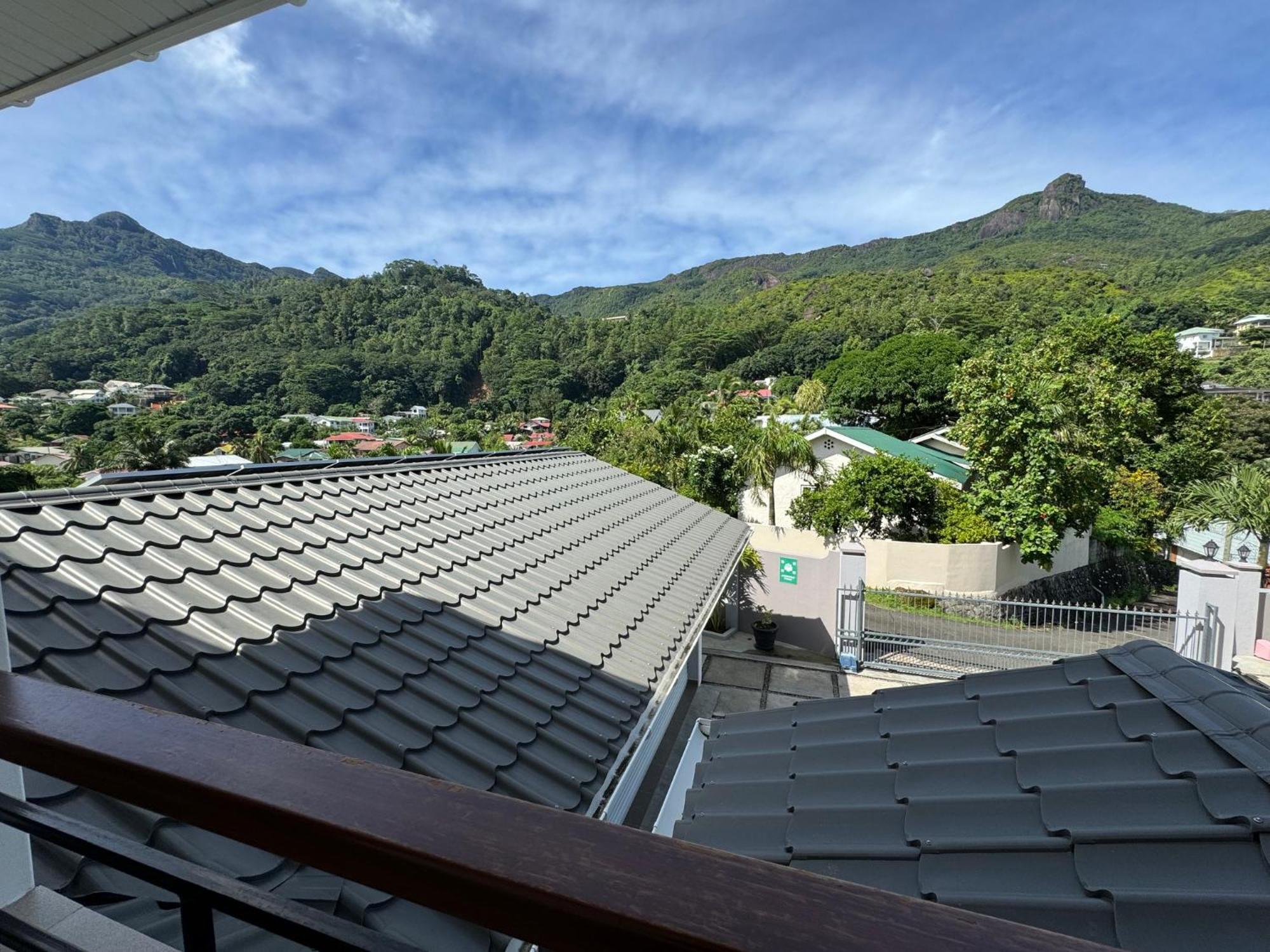 D'Offay Seaview Apartments Beau Vallon  Bagian luar foto