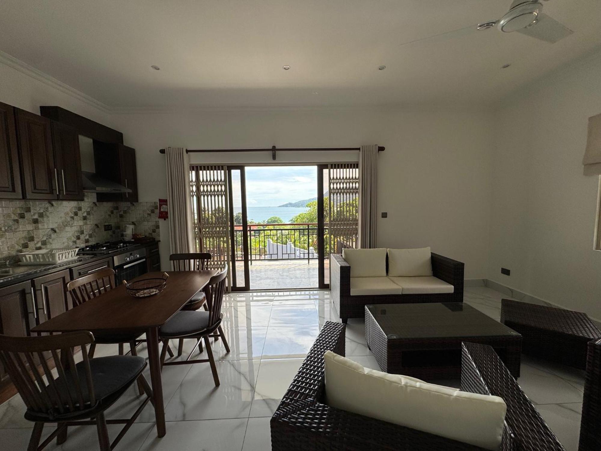 D'Offay Seaview Apartments Beau Vallon  Bagian luar foto