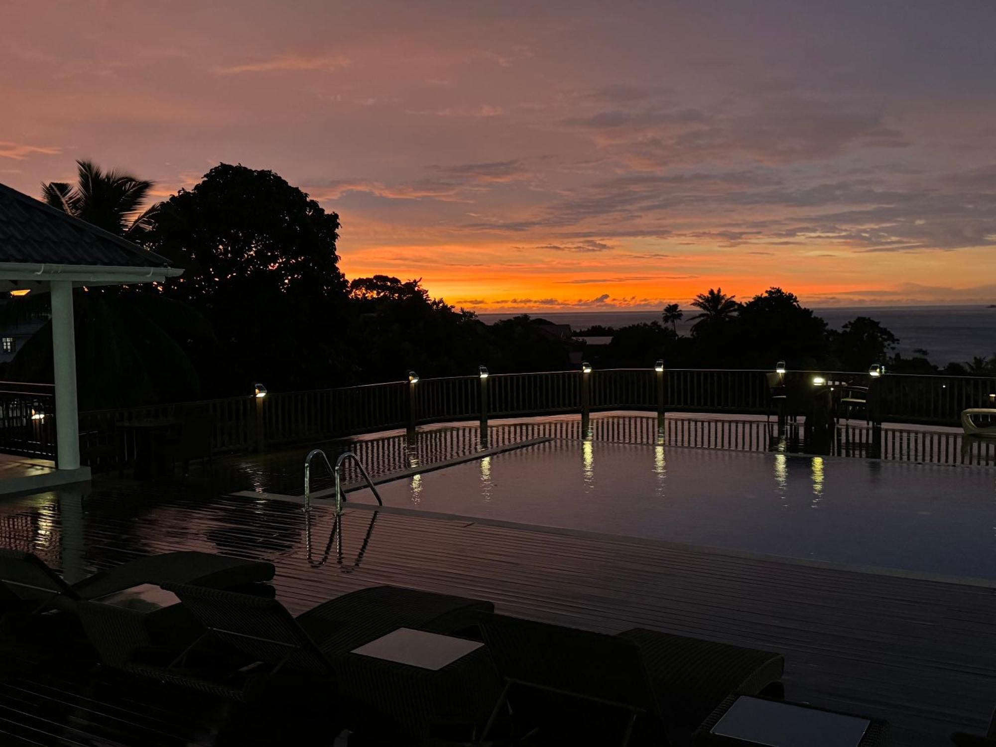 D'Offay Seaview Apartments Beau Vallon  Bagian luar foto