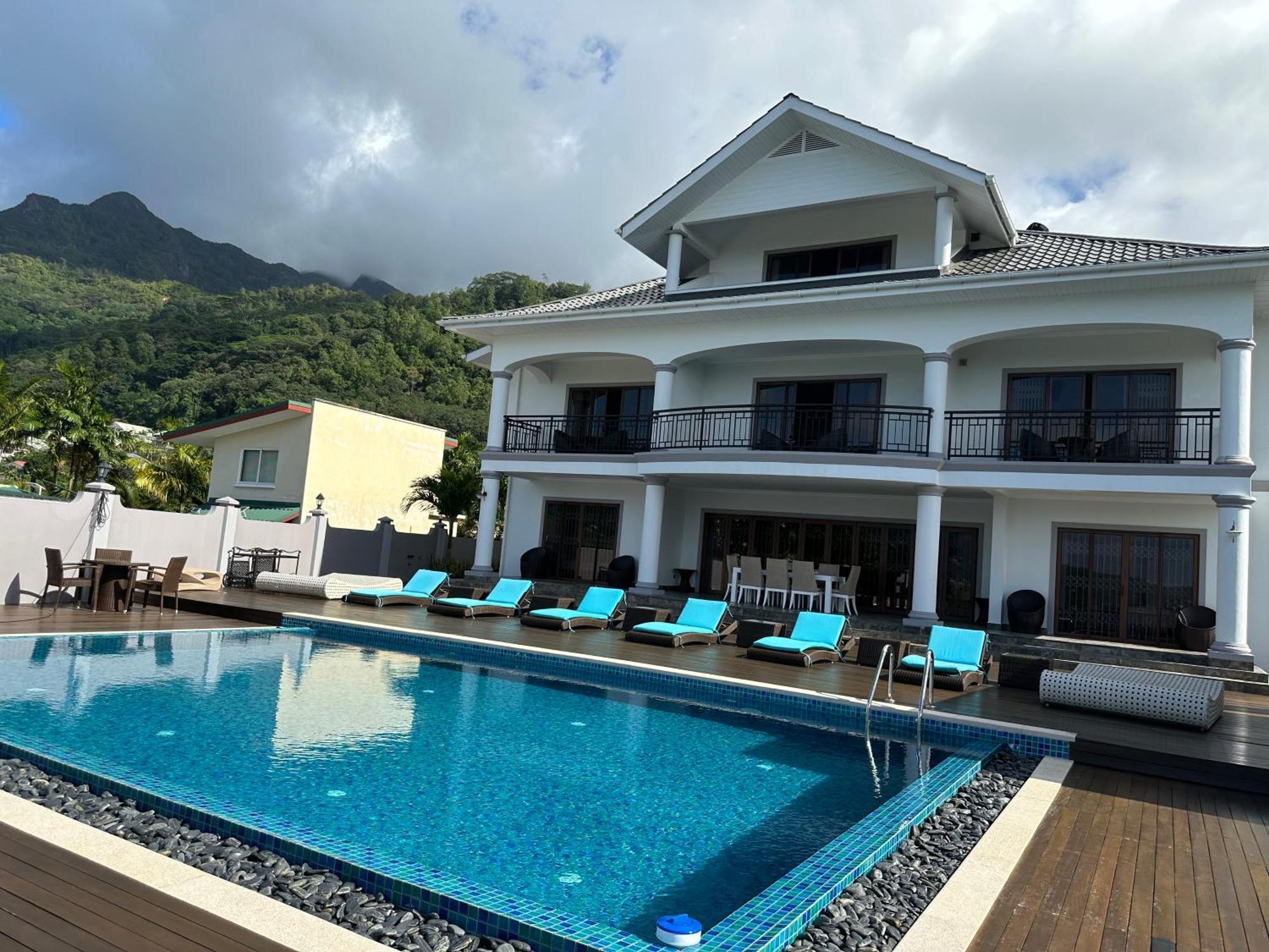 D'Offay Seaview Apartments Beau Vallon  Bagian luar foto