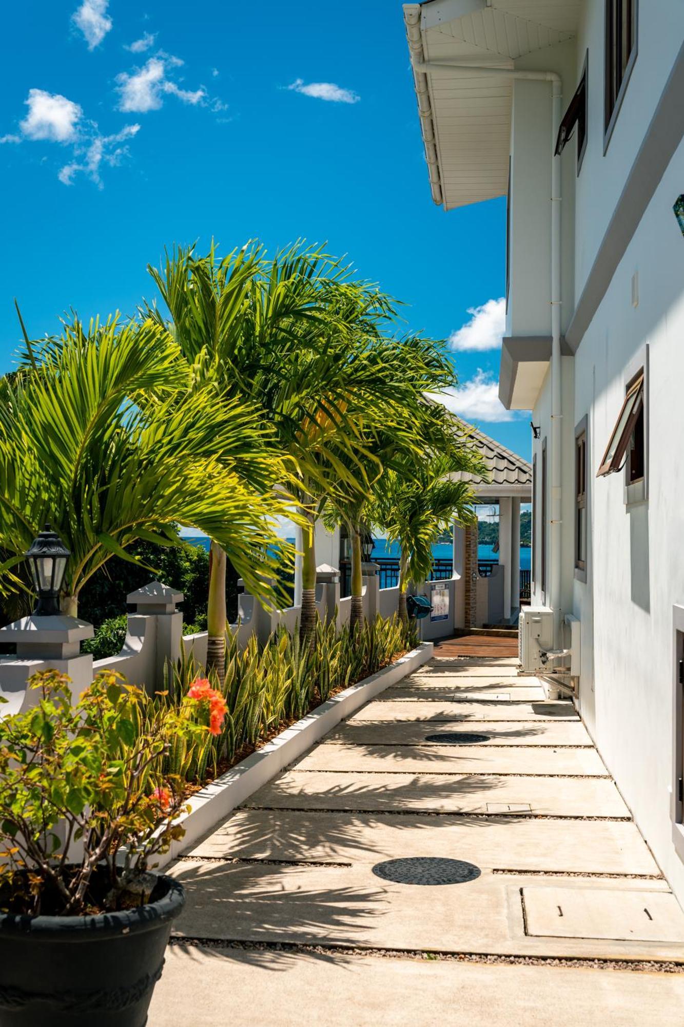 D'Offay Seaview Apartments Beau Vallon  Bagian luar foto