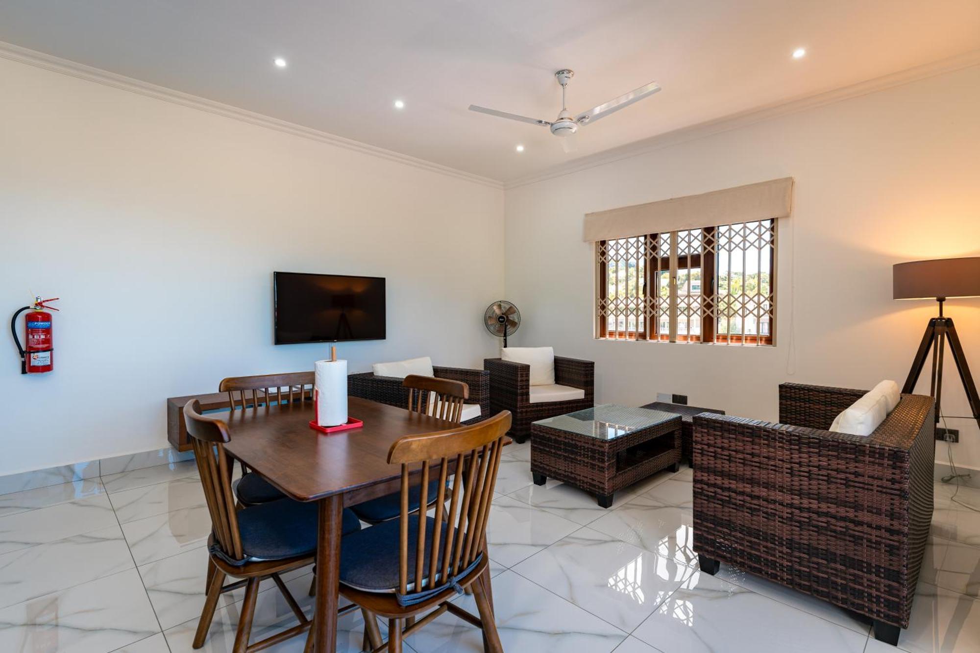 D'Offay Seaview Apartments Beau Vallon  Bagian luar foto