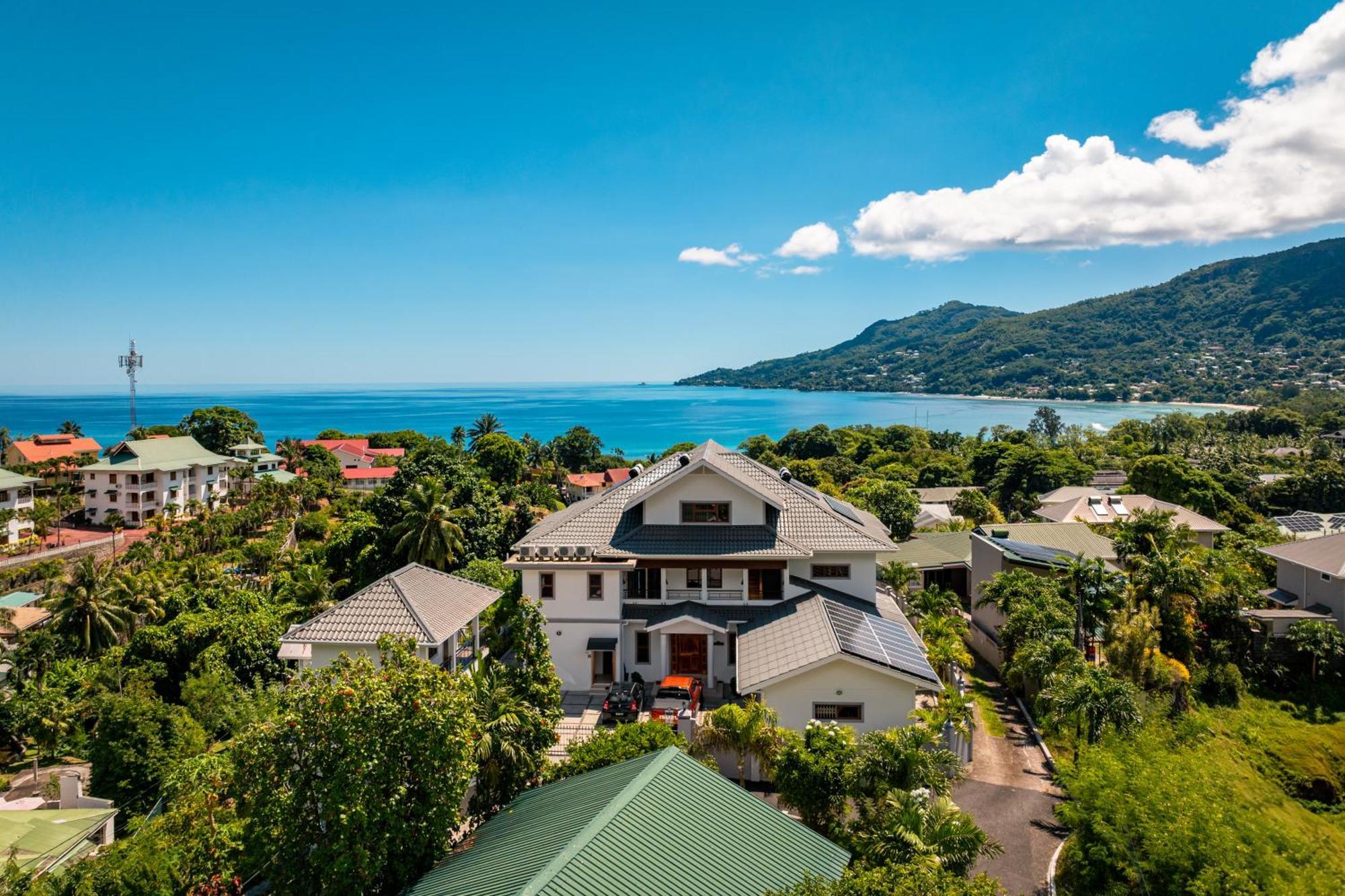 D'Offay Seaview Apartments Beau Vallon  Bagian luar foto