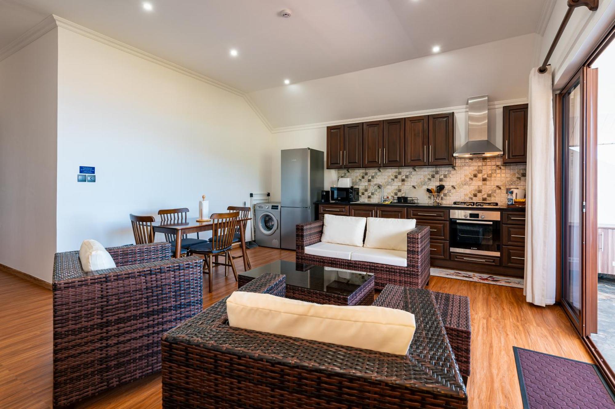 D'Offay Seaview Apartments Beau Vallon  Bagian luar foto